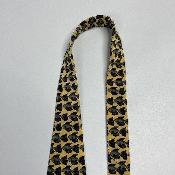 J. Garcia Silk Yellow Fish Tie - Picture 4 of 6